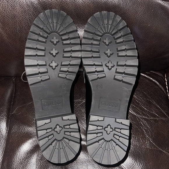 GUESS Plataform Loafers NWT - Picture 5 of 10